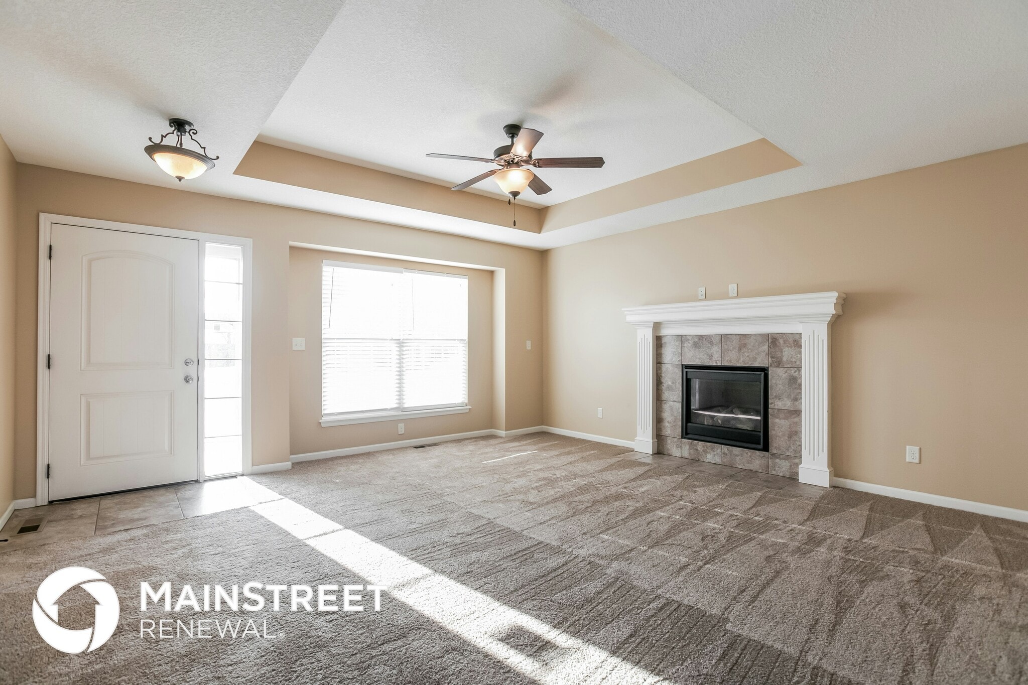 Building Photo - 1605 Fairway Ct