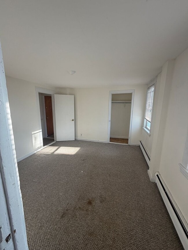 Building Photo - 25 Church St