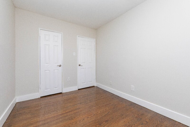 Building Photo - 7041 N 15th St