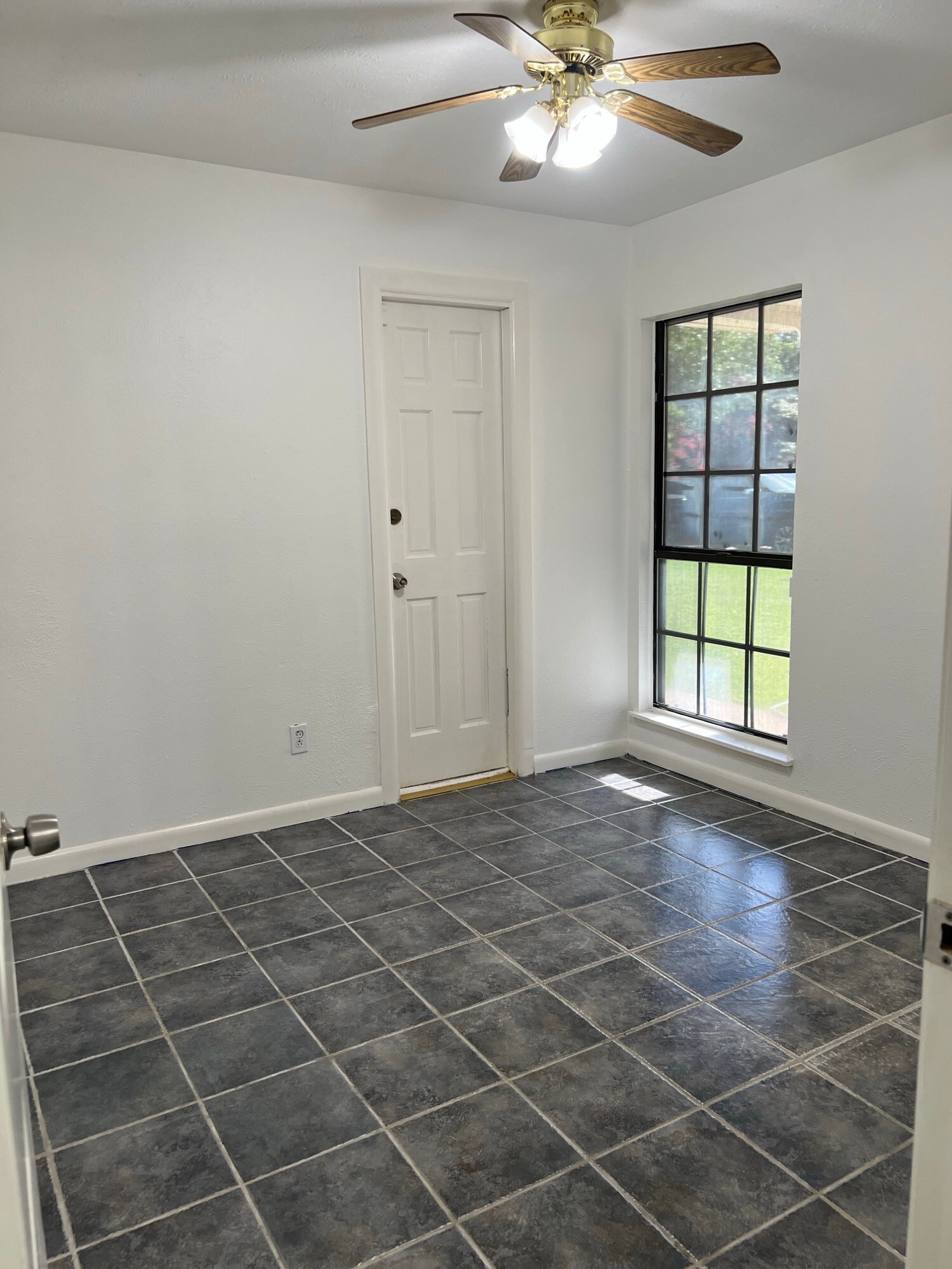 Building Photo - 17515 Wild Willow Ln