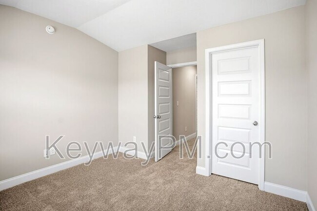 Building Photo - 2099 Denmark Ave SE