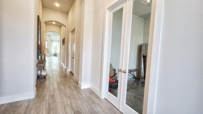 Building Photo - 349 Bright Sky Dr