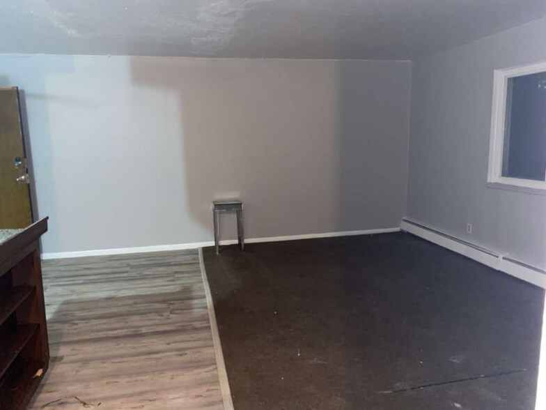 Building Photo - 1885 Taylor Rd