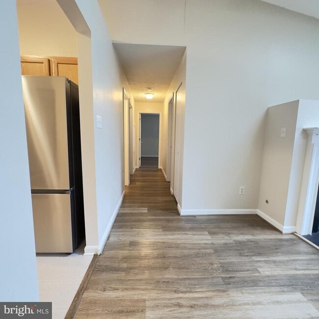 Building Photo - 121 Brookland Ct