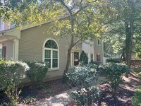 Building Photo - 17 Cameo Ct