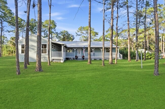 Building Photo - 12863 159th Ct N