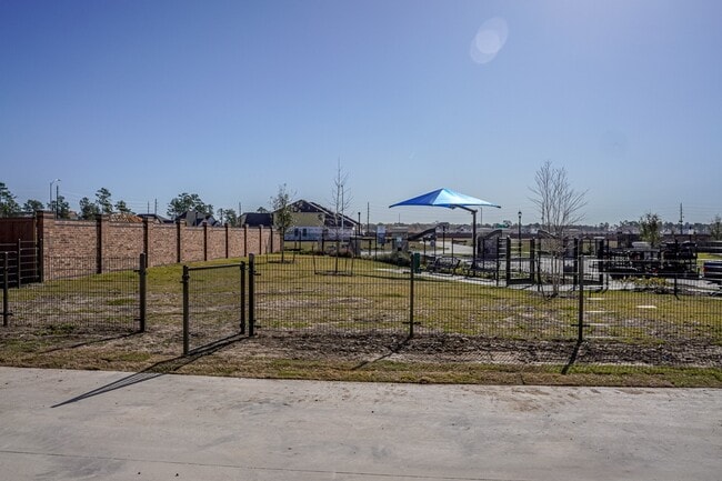 Building Photo - 15810 Perthshire Creek Dr