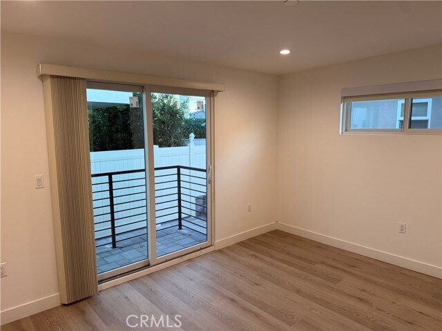 Building Photo - 5972 Jamieson Ave