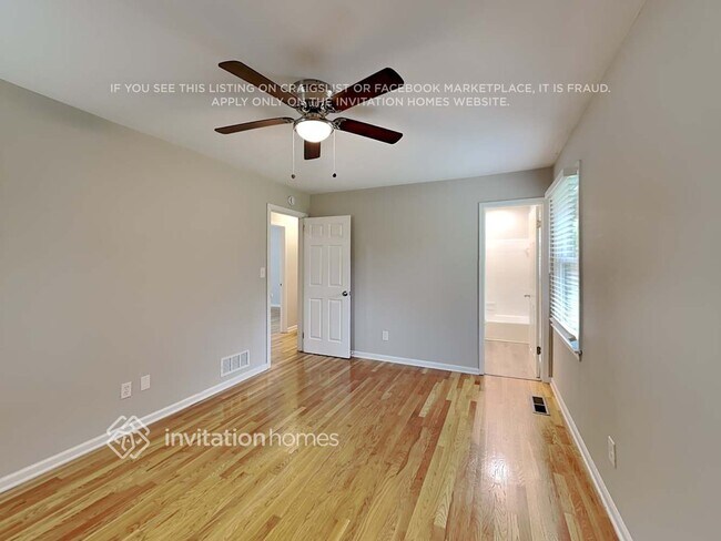 Building Photo - 4156 Rockbridge Heights Dr