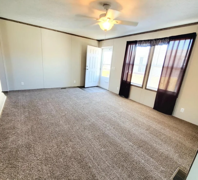 Building Photo - 9482 Lighthouse Dr