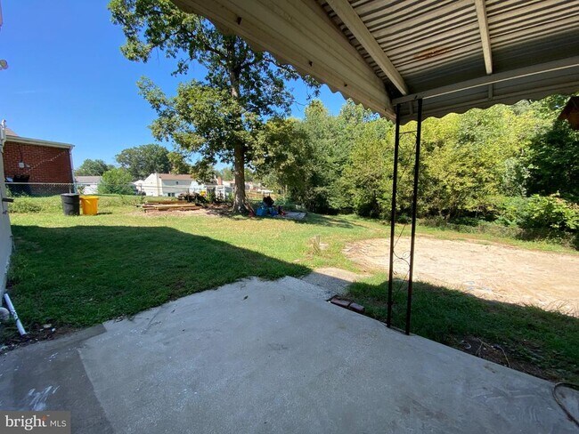 Building Photo - 311 Colby Cir