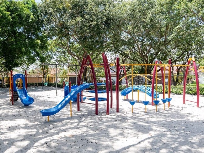Building Photo - 1611 Veracruz Ln
