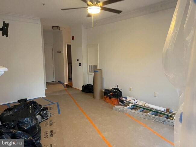 Building Photo - 1530 Spring Gate Dr.