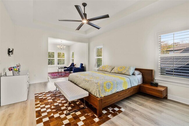 Building Photo - 3609 Simonton Pl
