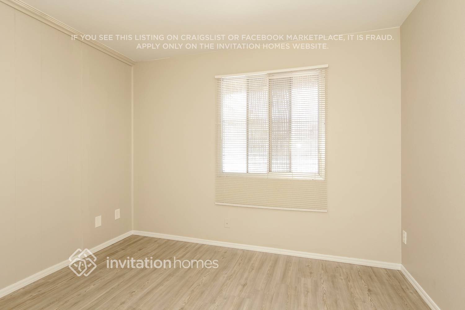 Building Photo - 4232 W Frier Dr