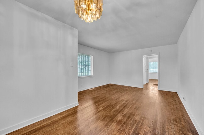 Building Photo - 1725 Mims St SW