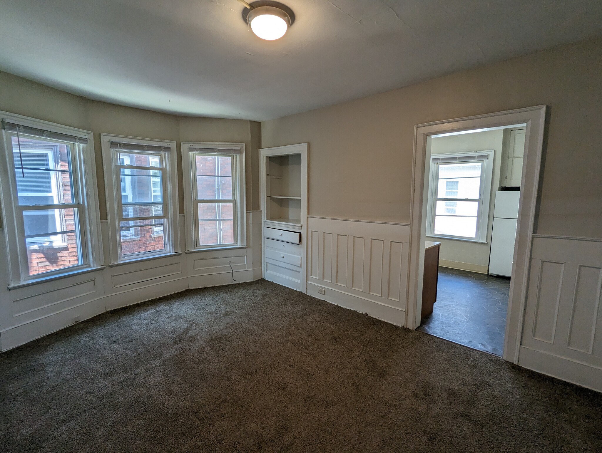 Building Photo - 576 Potomac Ave