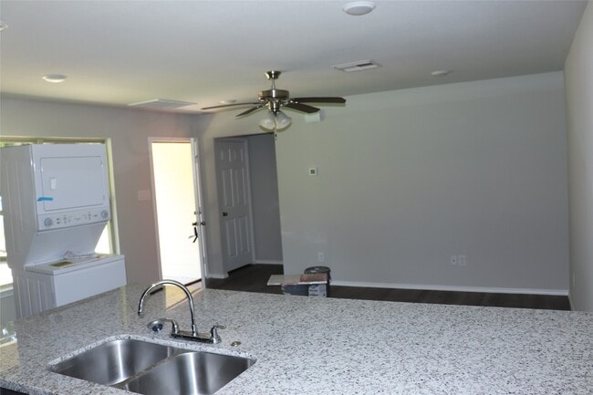 Building Photo - 9199 Inwood