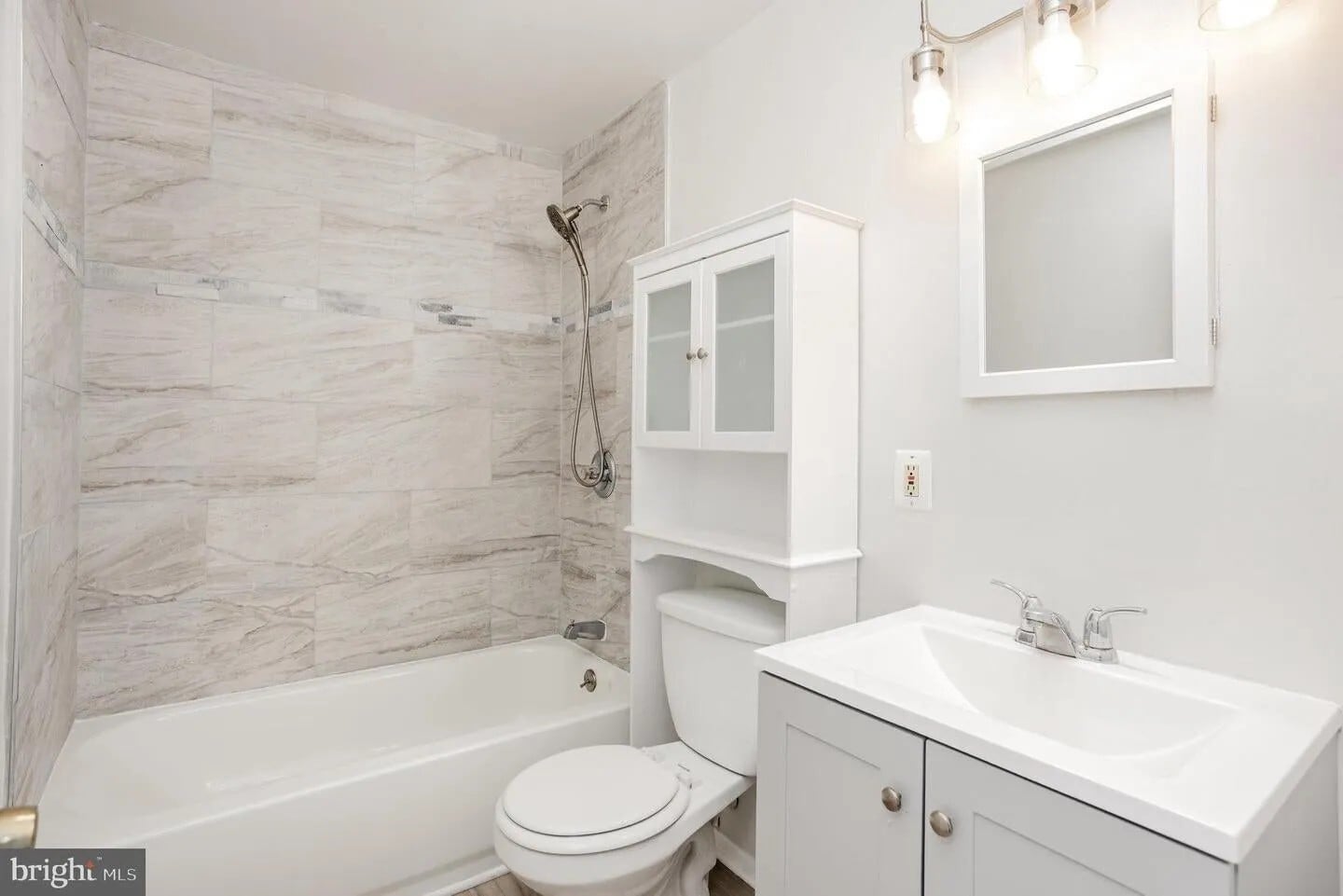 Building Photo - 8125 Mid Haven Rd