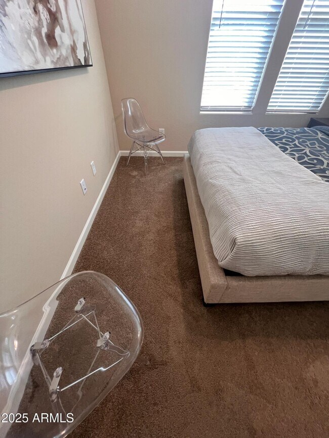 Building Photo - 29316 N Lone Pne Ln