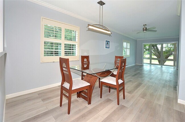 Building Photo - 50 Woodland Dr