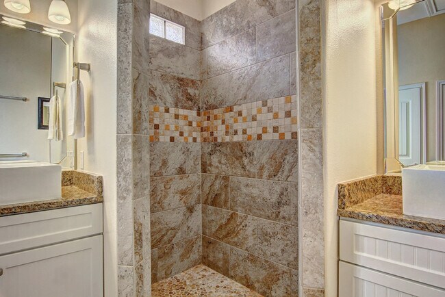 Building Photo - 2211 TX-361