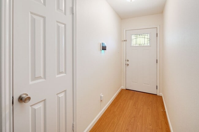 Building Photo - AUGUST PRE-LEASE!  Spacious 3 Bedroom 2 Bathroom House on Corner Lot