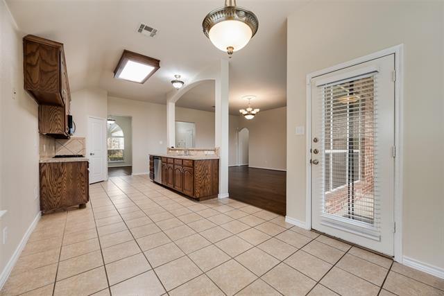 Building Photo - 12811 Greenhaven Dr