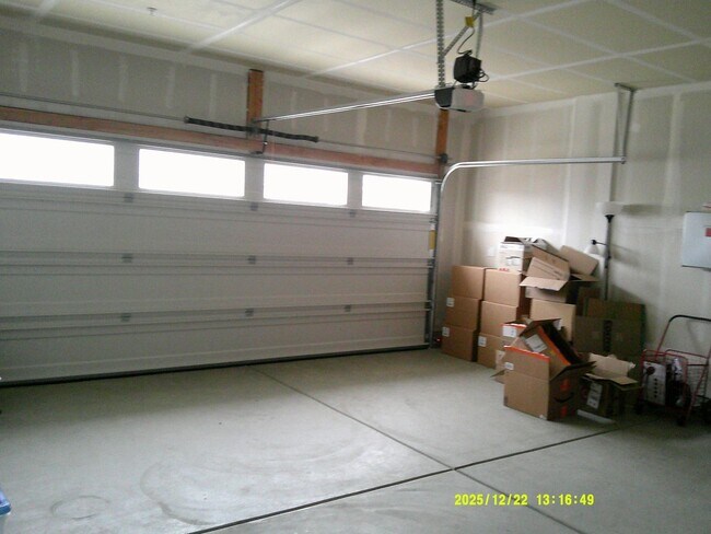 Building Photo - 2255 Lark Way