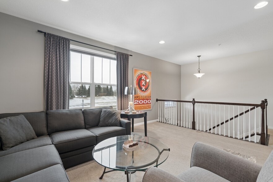 Building Photo - 8957 SW Village Loop