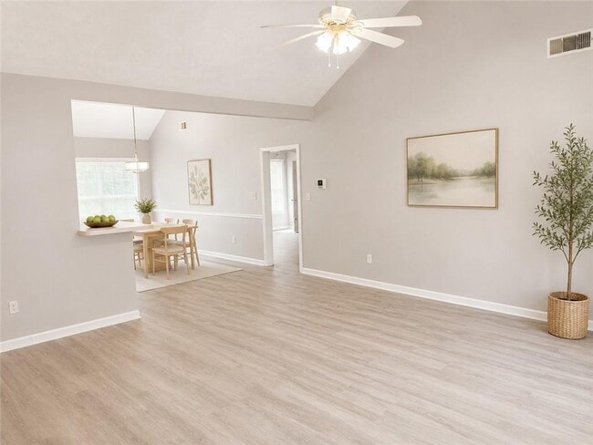 Building Photo - 865 McDonough Rd