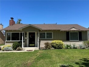 Building Photo - 1403 E Dana Pl