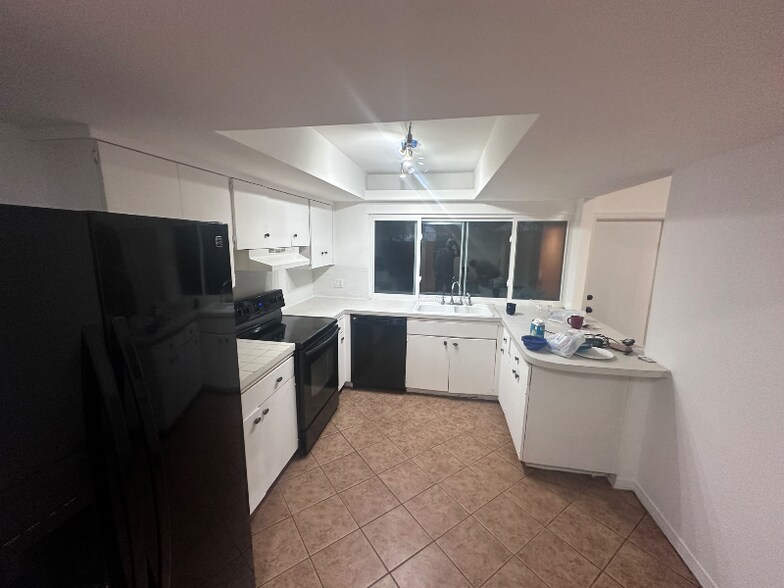 Building Photo - 1017 Heritage Dr