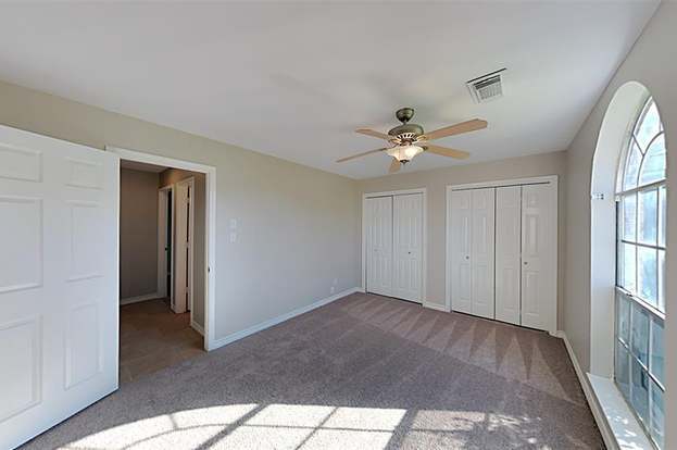 Building Photo - 13322 Hilltop Cir