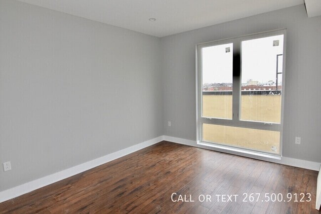 Building Photo - 330 Cambridge St