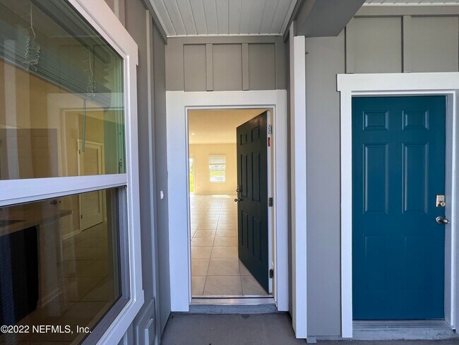 Building Photo - 12781 Veterans Ct