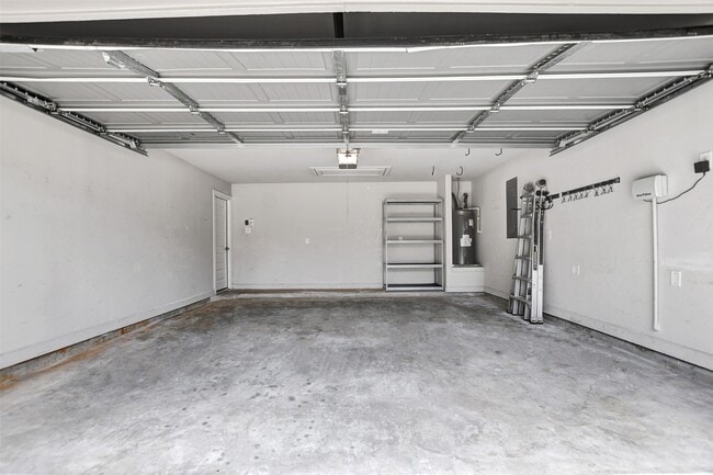 Building Photo - 22610 Birch Ridge Meadow Dr