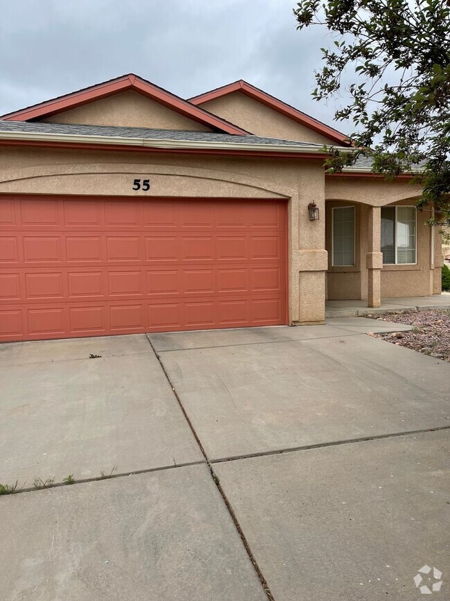 Building Photo - 3 Bedroom 2 Bath in Dawson Ranch