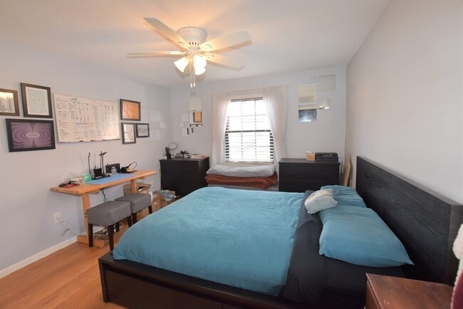 Building Photo - 88 Charles St