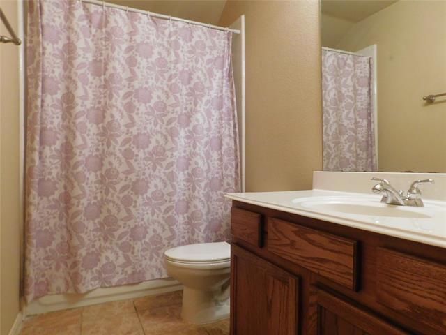 Building Photo - 108 Red Bluff Dr