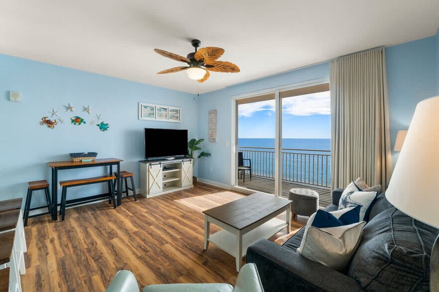 Building Photo - 17729 Front Beach Rd