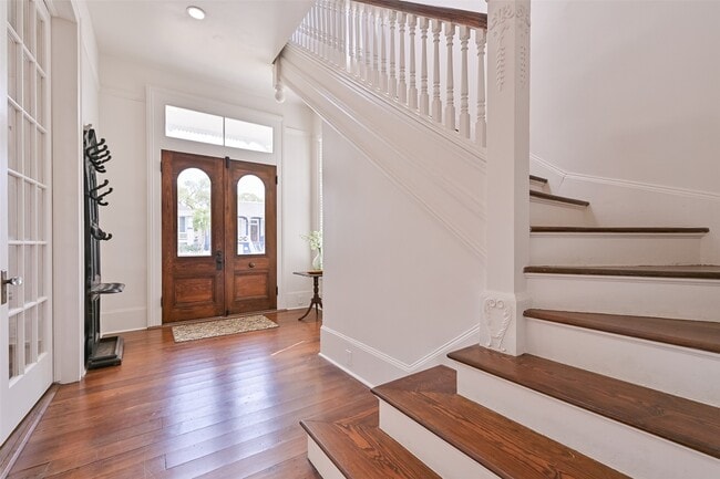 Building Photo - 1808 Avenue K