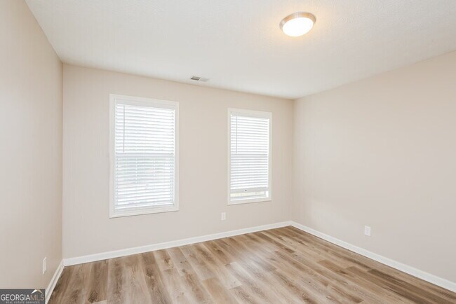 Building Photo - 2500 Pendergrass Ln