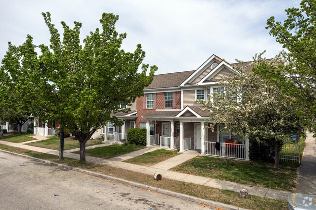 Primary Photo - Chelton Terrace