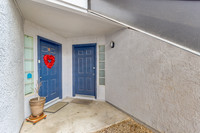 Building Photo - 4410 N Longview Ave