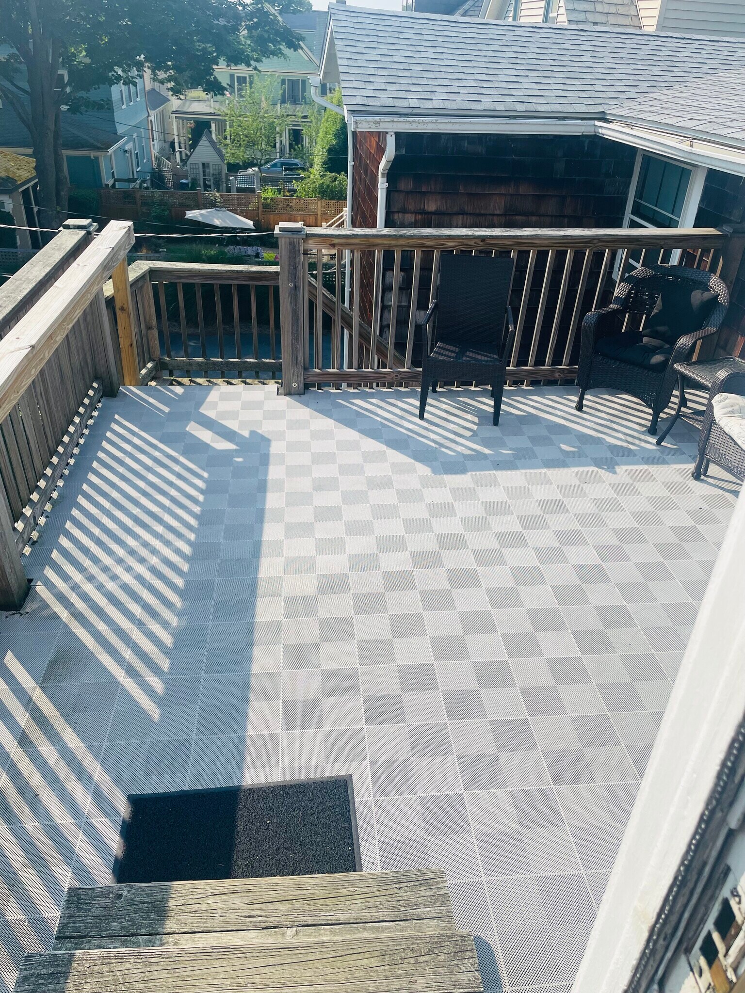 Shared Deck - 36 Kay St