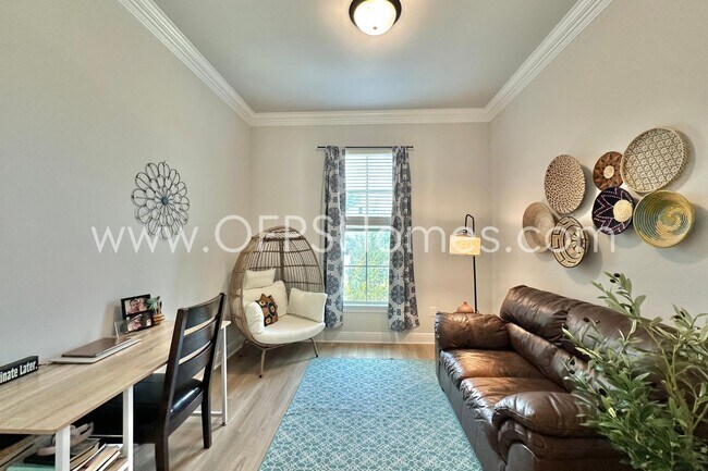 Building Photo - 4601 Jayhawk Dr