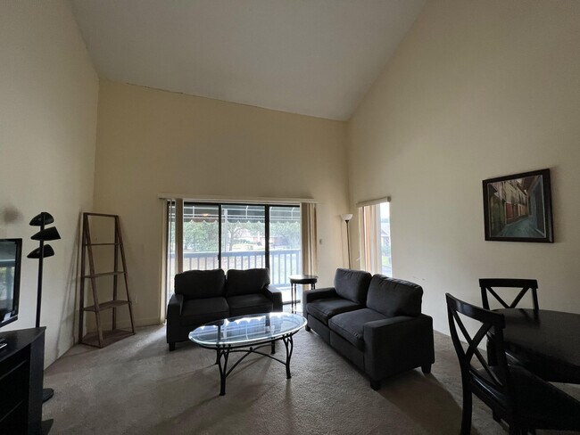 Building Photo - 116 Westlake Ct