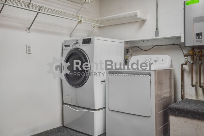 Building Photo - CALL US TODAY AT (505) 808-6467 TO SCHEDULE A CONVENIENT SHOWING