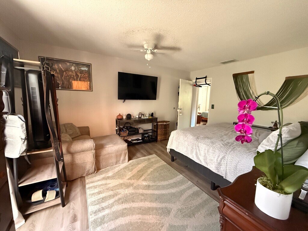 Building Photo - 40 Sheoah Blvd